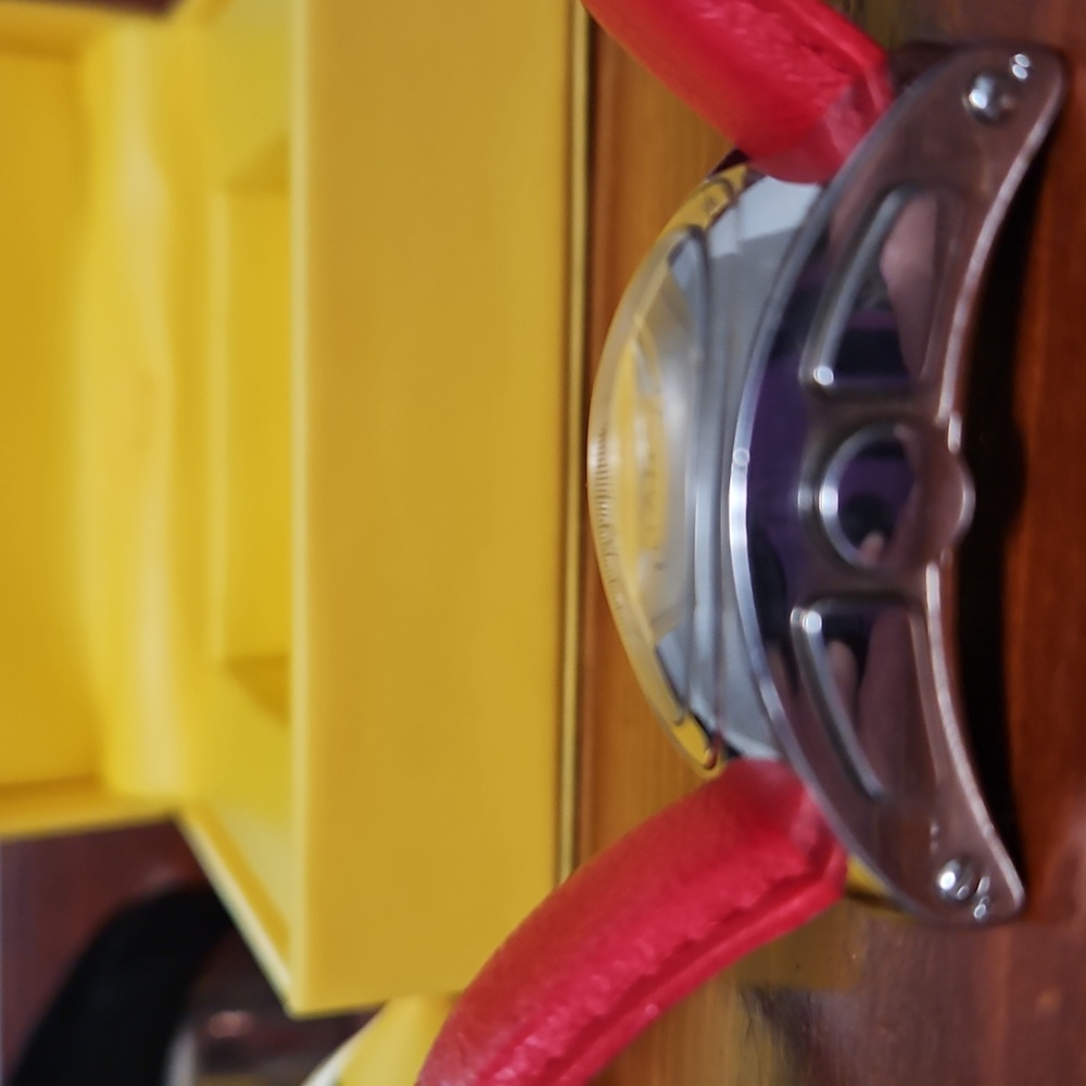 Ladies Invicta Watch - Picture 6 of 8